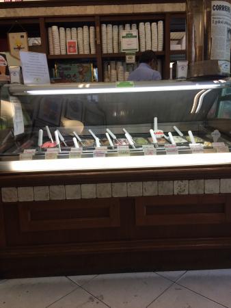 Premiata Gelateria Violetta