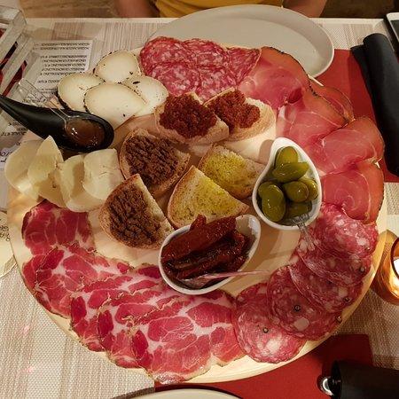 Enoteca Grotta del Brunello