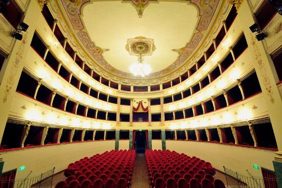 Teatro Persio Flacco