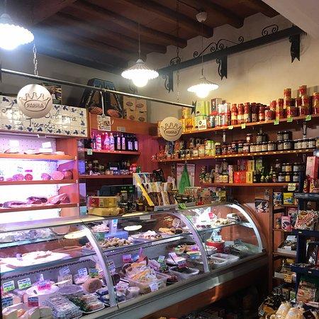 Trattoria Tremoto Sas