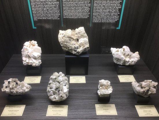 Mum - Museo Mineralogico e Gemmologico Luigi Celleri di San Piero In Campo