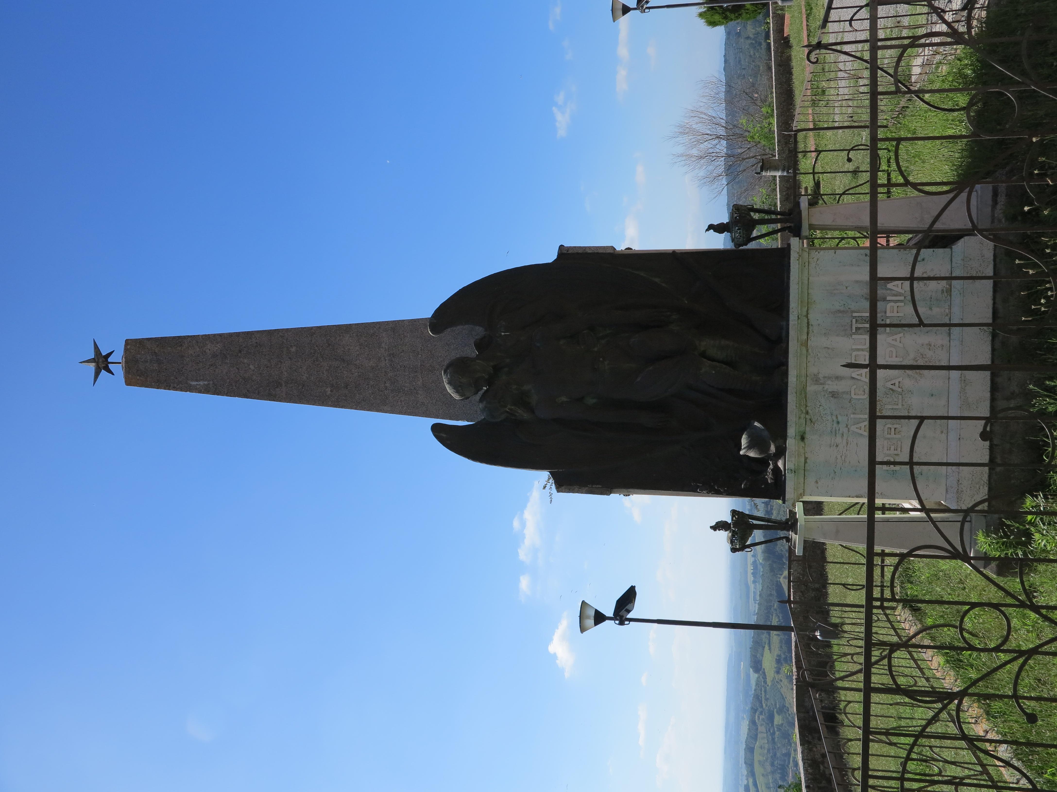 Monumento ai Caduti Piazza della Chiesa