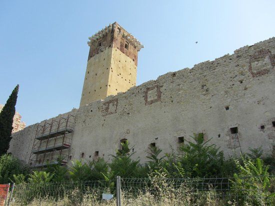 Castello di Montorio