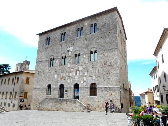 Palazzo Pretorio