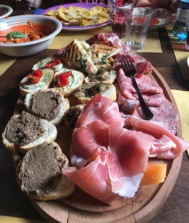 Antica Osteria di Montecarelli