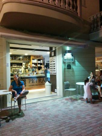 Gelateria Petra